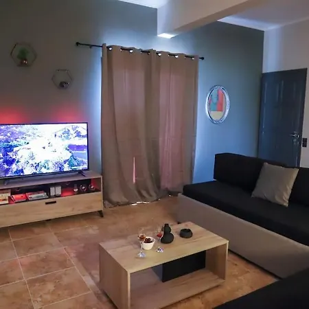 Διαμέρισμα Cmhouse *